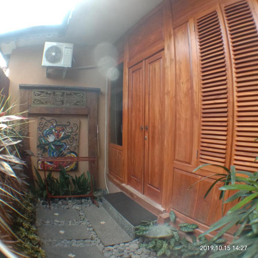 Joglo Villa Bali Penatih Exterior foto